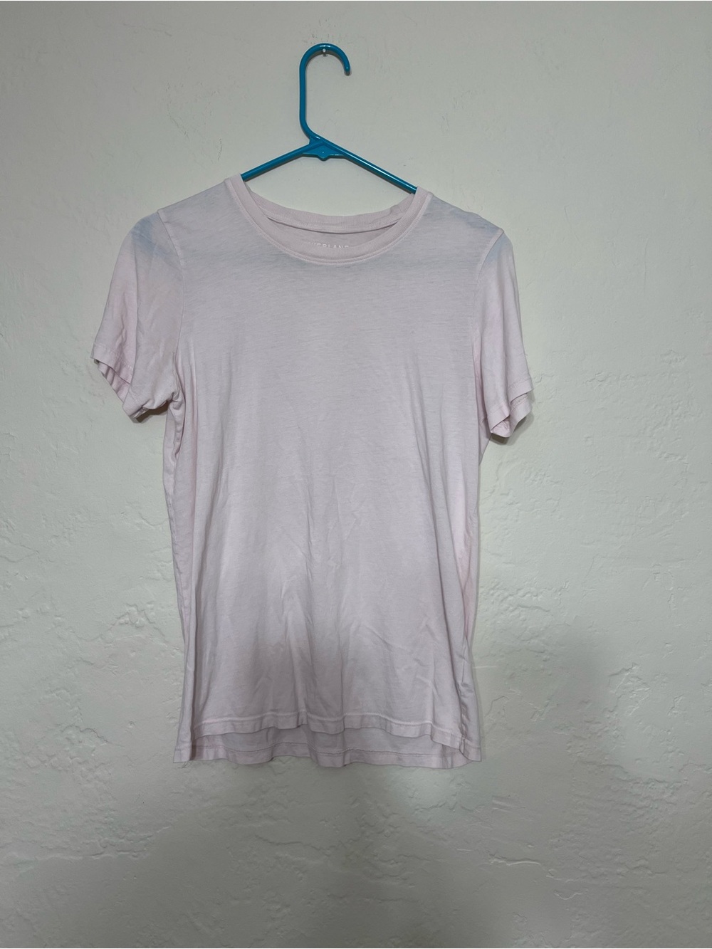 Everlane Woman’s Pale Pink Short Sleeve Suprima Cotton Crew Tee